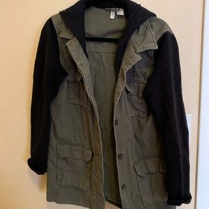 Hooded two-color jacket
